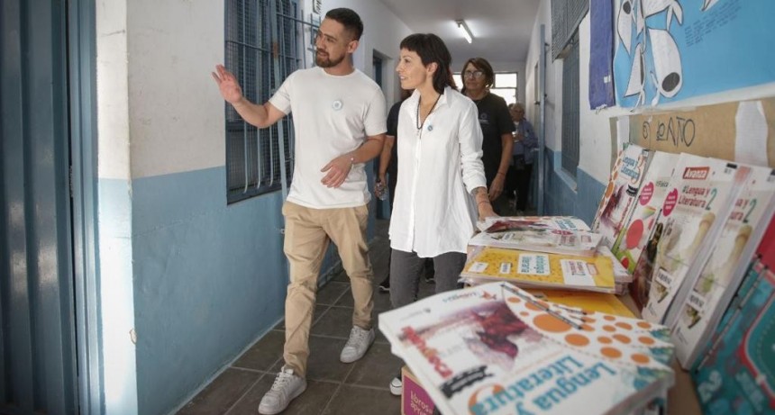 Quilmes: Mayra Mendoza recorrió las obras de infraestructura de la Escuela N°58 de La Ribera 