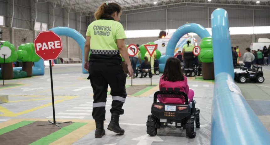 Baradero: Sanzio firmó un convenio para generar herramientas de prevención y concientización vial en el ámbito educativo 