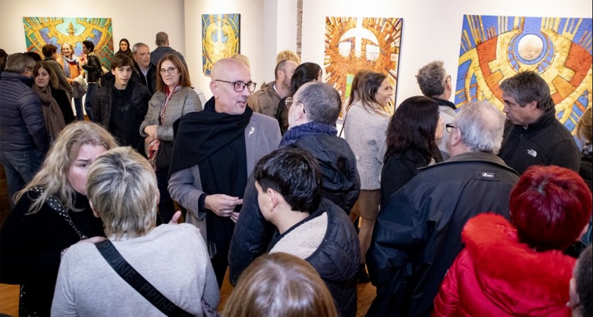 Azul: Se inauguró la muestra “Fauna”, en el López Claro