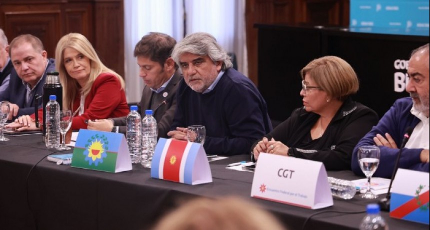 Kicillof y Correa encabezaron el Encuentro Federal por el Trabajo