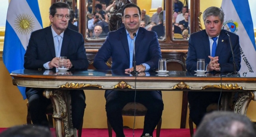 Corrientes: Valdés firmó convenio con la UNNE para ampliar el acceso a las carreras de ingeniería