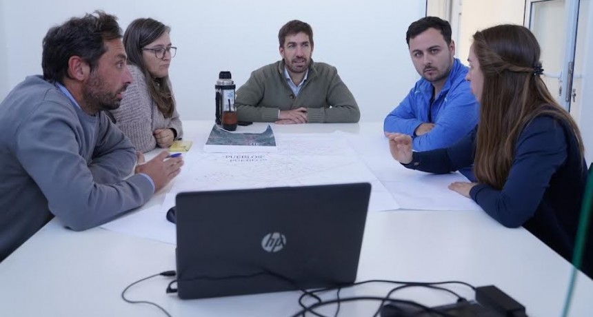 Mercedes: Ustarroz anunció se iniciará la obra provincial de la red de agua en Agote