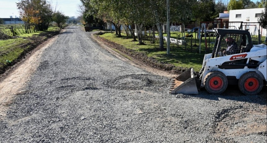 Luján: El Municipio realiza tareas de mejoramiento vial en barrio Villa del Parque