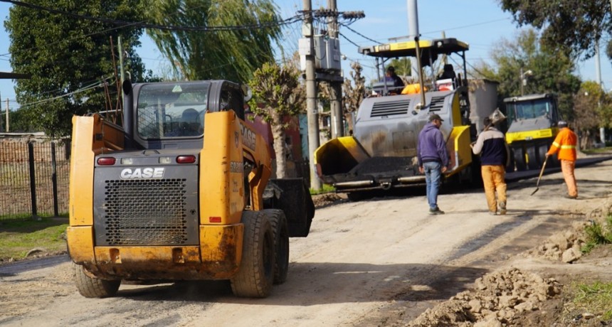 Merlo: Avanzan las obras de pavimentación en Agustín Ferrari 