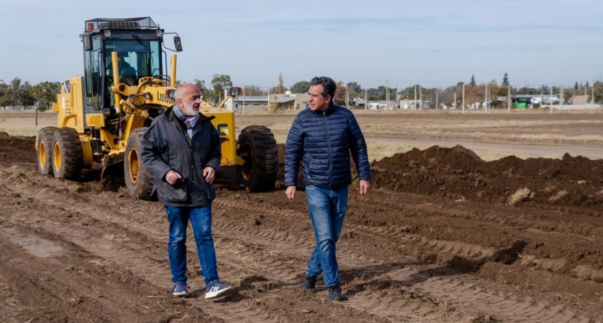 Rivadavia: Avanzan los trabajos de loteo en Alzamora 