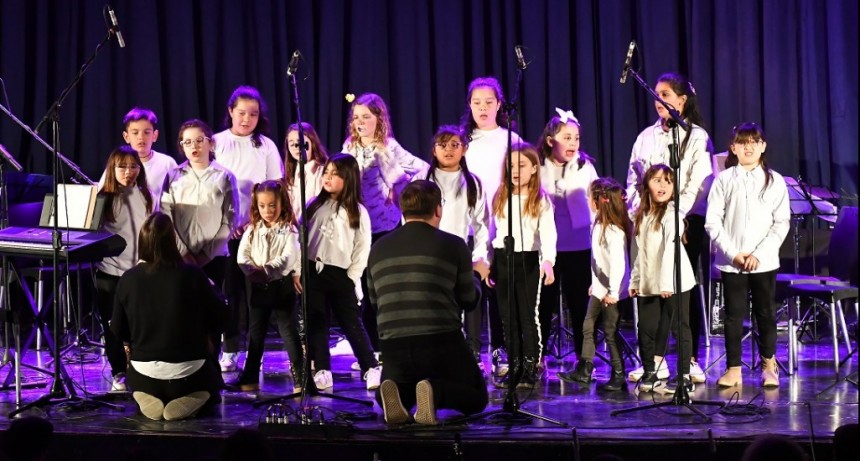 Monte Hermoso: Arranz presentó la Escuela Municipal de Música en el Centro Cultural