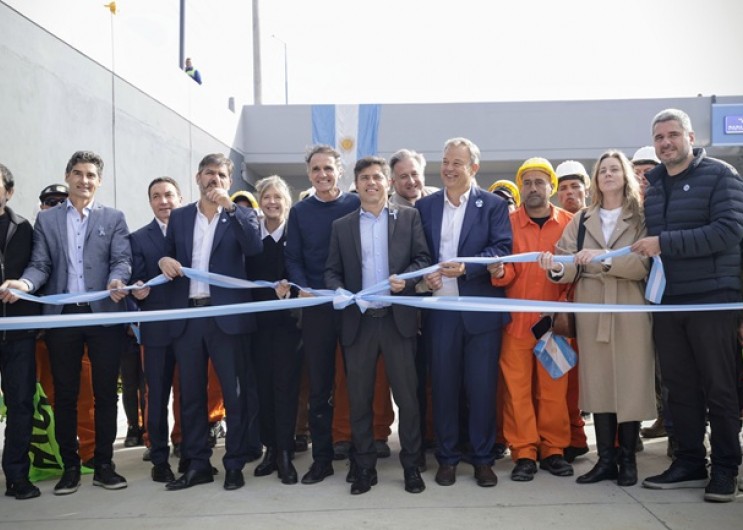 Kicillof inauguró el nuevo viaducto “Papa Francisco” en la Ruta Provincial N°4