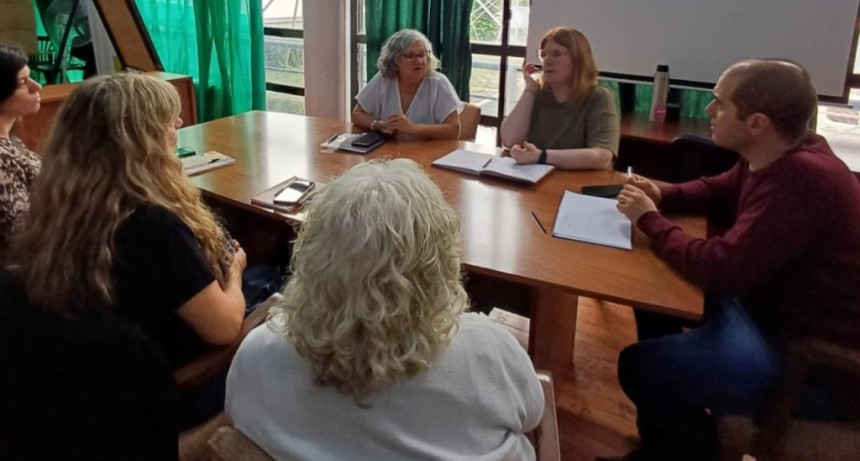 Paran&aacute; (ER): El Municipio e Instituto Provincial del Cancer avanzan en estrategias para la detecci&oacute;n y seguimiento del c&aacute;ncer de cuello de &uacute;tero