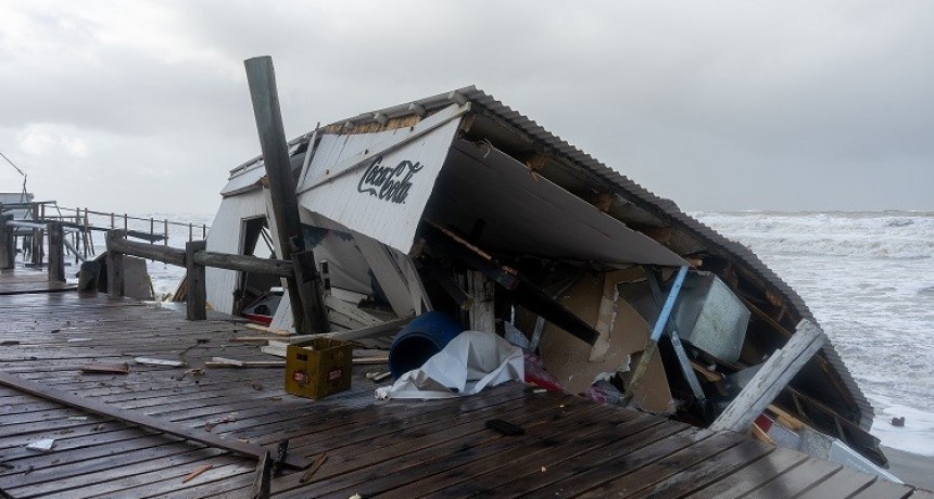 Monte Hermoso: Avanza el relevamiento en los sectores afectados tras la ciclog&eacute;nesis que afecto a la ciudad
