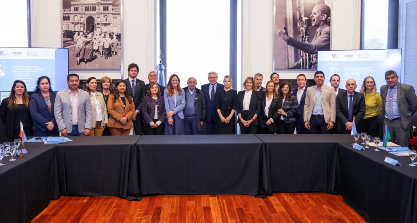 El Gobierno Nacional anunció la creación de 24 espacios de contención social, sanitaria y educativa en todo el país