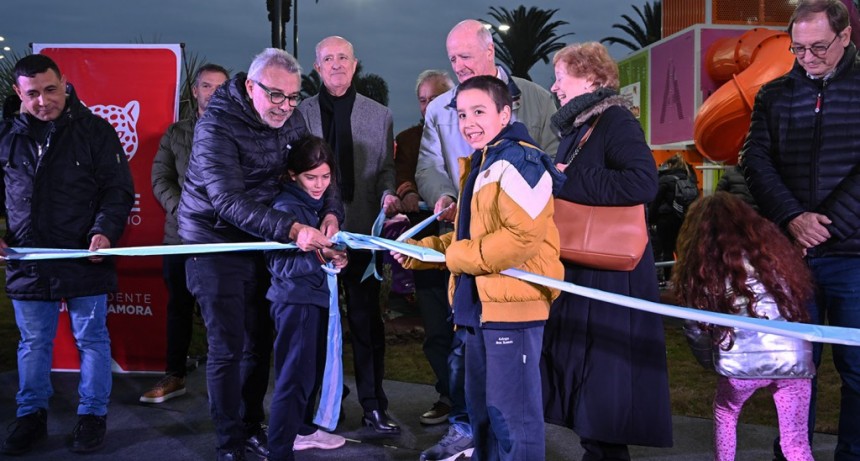 Tigre: Julio Zamora inauguró la Plaza Intendente José Antonio Recio