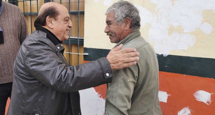 Berazategui: Mussi recorrió los trabajos de embellecimiento de la secundaria N° 29 de Plátanos 