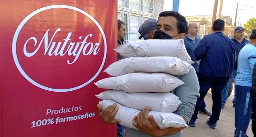 Formosa: Nutrifor empezó con la distribución de más de 13 mil kilos de productos para las escuelas del interior