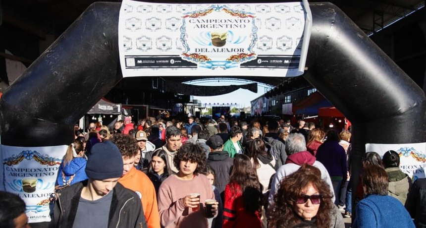 Avellaneda: Una multitud visitó el Campeonato Argentino del Alfajor en el distrito 