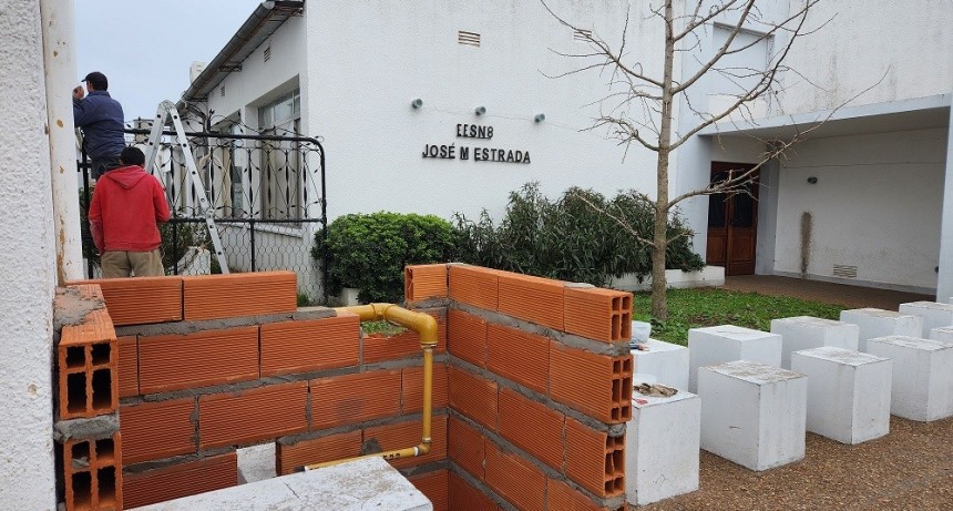 Lincoln: El Municipio renovó el sistema de calefacción de la Escuela N°8 