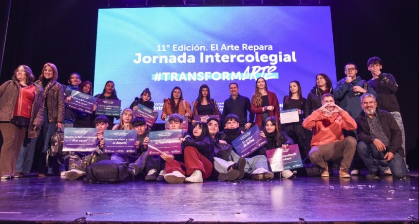 Ituzaing&oacute;: Descalzo particip&oacute; de una nueva edici&oacute;n de la Jornada Intercolegial en el D&iacute;a de la No Violencia en los Noviazgos
