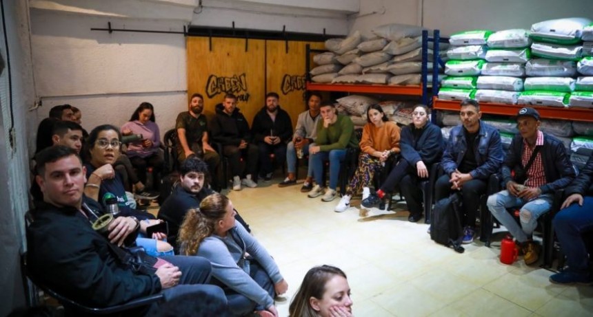 Chaco: Capitanich se reunió con emprendedores de cannabis medicinal para interiorizarse sobre su industria 