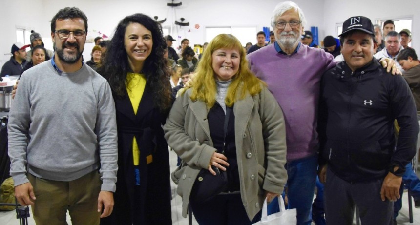 Tres Lomas: Se realizó una nueva entrega del Banco de Maquinarias, Herramientas y Materiales para la Emergencia Social 