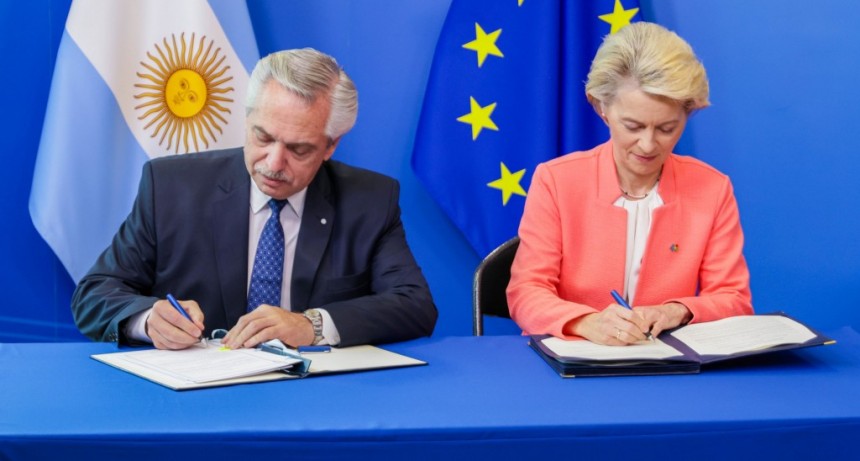 Alberto Fernández firmó un memorándum de cooperación energética con la Unión Europea