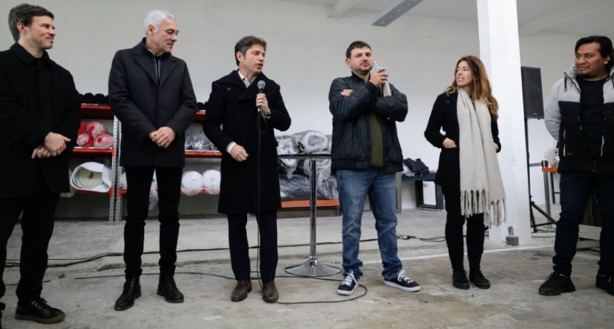 Berisso: Cagliardi y Kicillof recorrieron la Cooperativa Textil Villa   Argüello