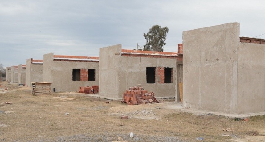 La Provincia avanza en la construcción de 260 viviendas en Pehuajó y Carlos Casares