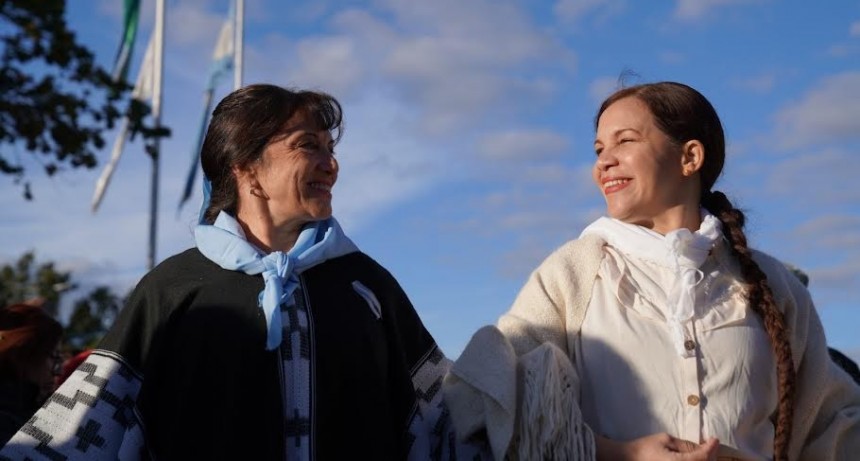 Ituzaingó: El Municipio celebra la Fiesta de la Independencia en la plaza 20 de Febrero 