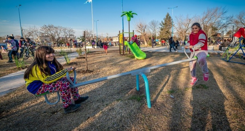 Moreno: Mariel Fernández inauguró obras en el Barrio Puente Roca
