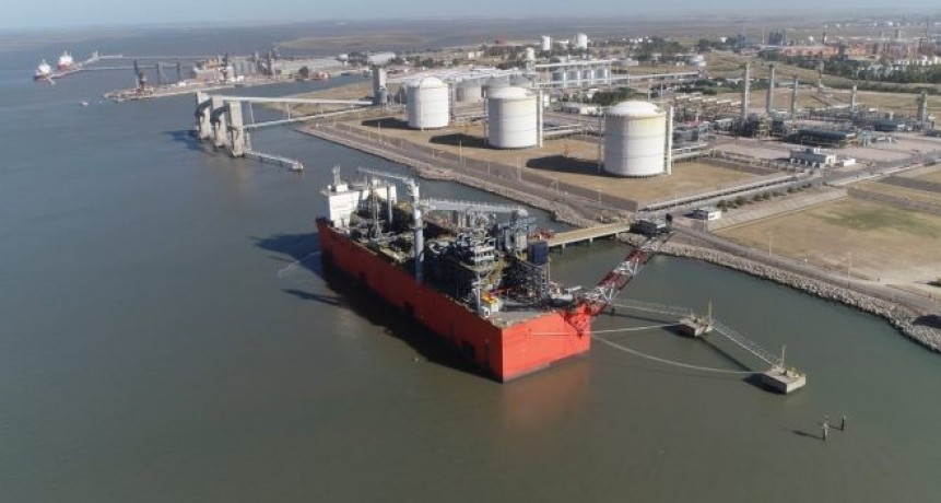 El Colegio de Ingenieros respaldó la instalación de la planta de GNL en Bahía Blanca