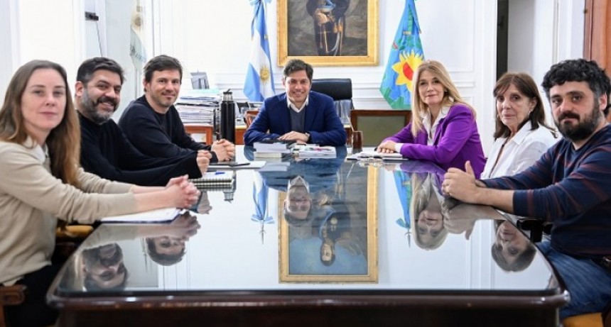 Kicillof recibió a los titulares de los bloques legislativos de Unión por la Patria