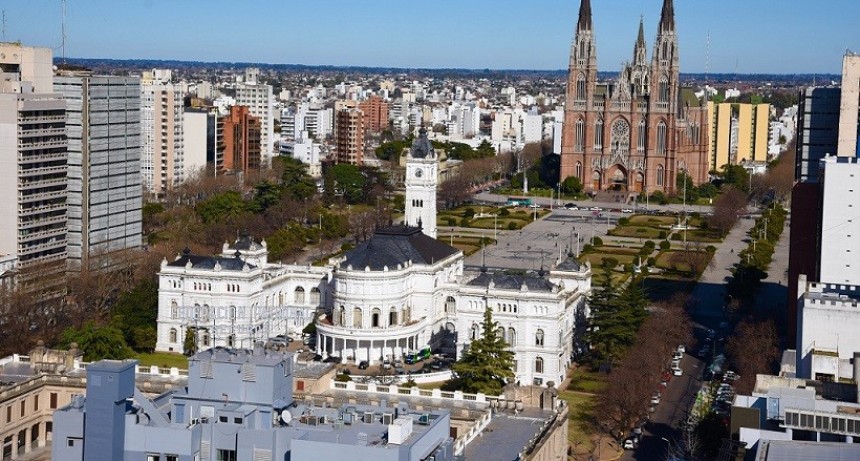 La Plata: La Municipalidad ofrece recorridos guiados gratuitos para descubrir la ciudad