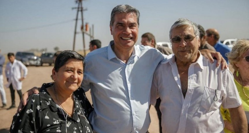 Chaco: Capitanich firmó un convenio con la Federación Agraria e inauguró 22 kilómetros de ripio en Corzuela 