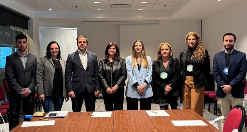 La ciudad de Buenos Aires firmó un convenio de colaboración con la provincia de Mendoza