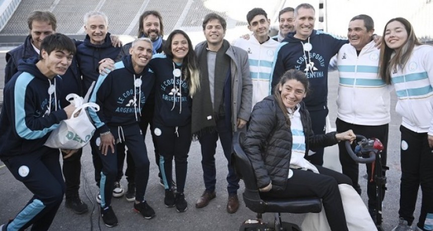 Kicillof despidió a la delegación bonaerense que participará de los Juegos Paralímpicos