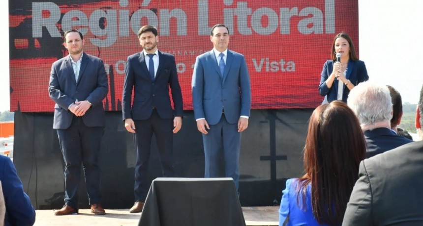 Corrientes: Valdés firmó junto a Pullaro el acta de compromiso para la creación de la Región Litoral