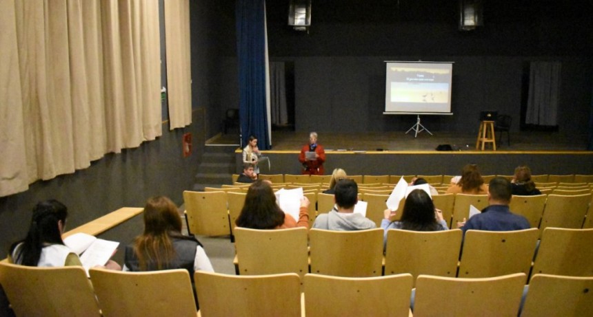 Navarro: El Municipio organiza salidas educativas para escuelas del distrito