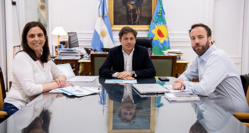 Kicillof y Moretti oficializaron un aumento de 42,45% para los jubilados y pensiones mínimas del IPS 