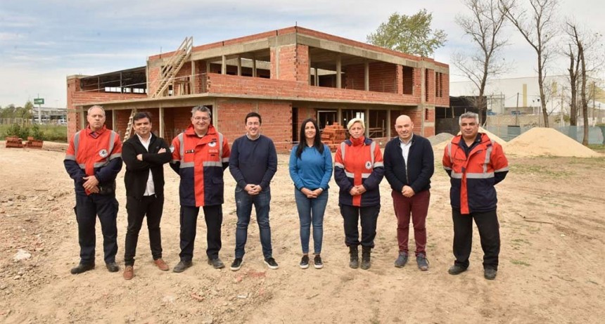 Malvinas Argentinas: Noe Correa y Leo Nardini recorrieron la obra del nuevo anexo de Defensa Civil