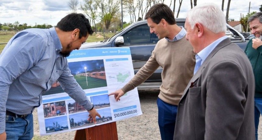 San Vicente: Mantegazza recorrió la puesta en valor de la Ferial Vieja Estación