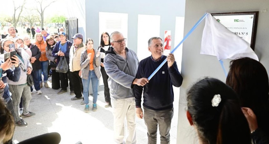 E. Echeverría: Gray inauguró obras de ampliación y refacción de la Unidad Sanitaria N°5 