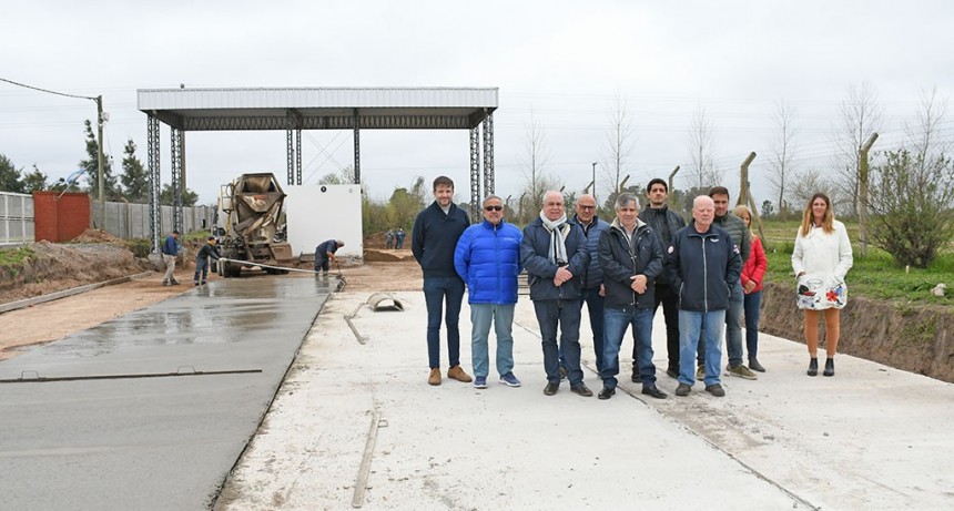 Chivilcoy: Britos recorrió la nueva garita y el camino de acceso interno al Parque Industrial 