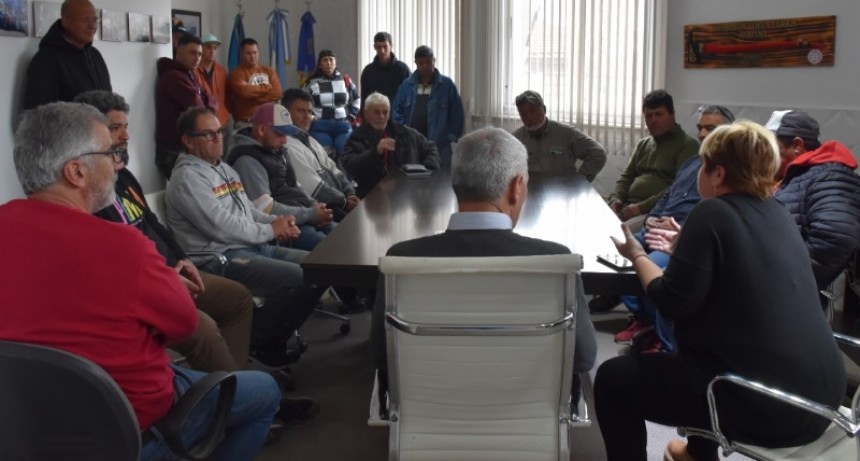 Berisso: Cagliardi entregó créditos y subsidios al sector pesquero local