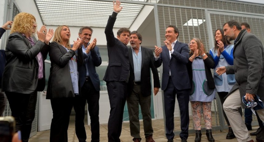 F. Varela: Andrés Watson, Axel Kicillof y Gabriel Katopodis inauguraron el Jardín de Infantes N°949 en Santa Rosa