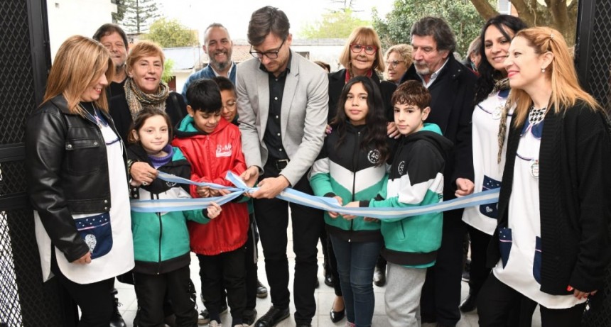 Morón: Ghi y Sileoni inauguraron el nuevo edificio de la Escuela Primaria Nº48 de Castelar sur