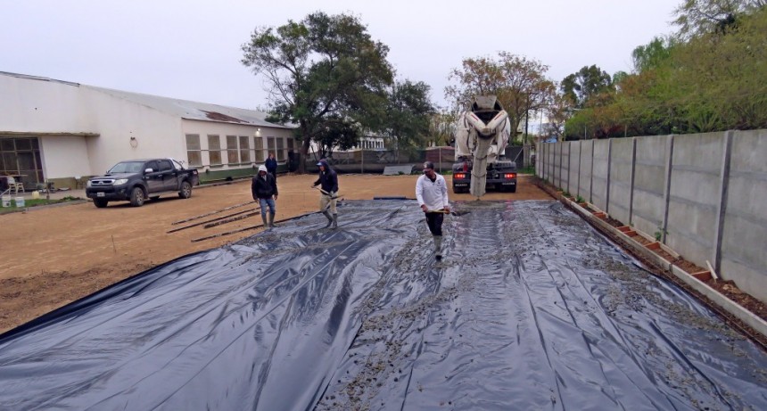 Suipacha: Continúan las obras en la Escuela N°2 
