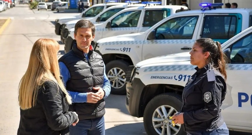 San Vicente: El Municipio recibió 5 nuevos vehículos de seguridad 
