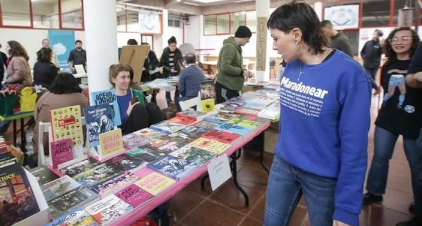 Quilmes: Mendoza presente en la 12° Feria Editorial “ El Sur También Publica” 