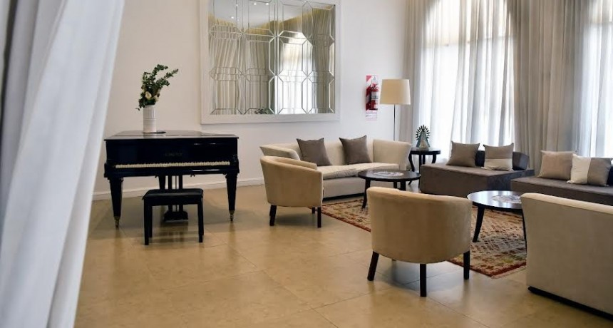 Leo Boto participó la preinauguración del Real Hotel Luján 