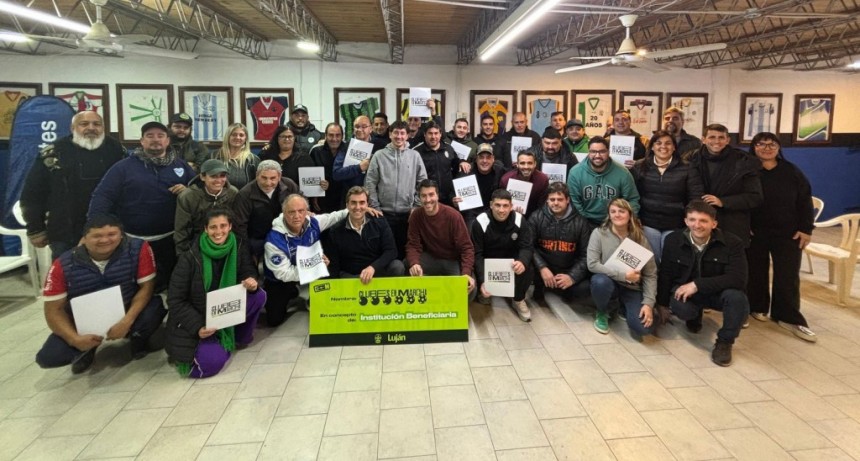 Luján: El Municipio entregó fondos para mejoras en escuelas de fútbol