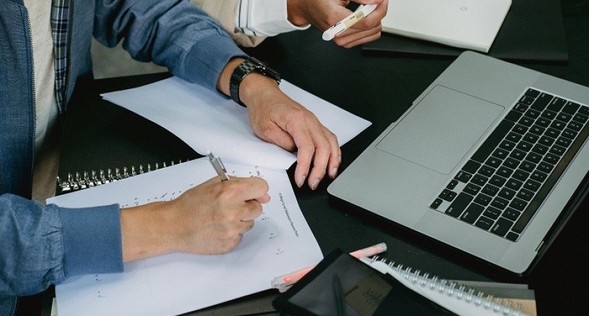 La Plata: Abrió la inscripción para un programa de formación digital destinado a pymes platenses