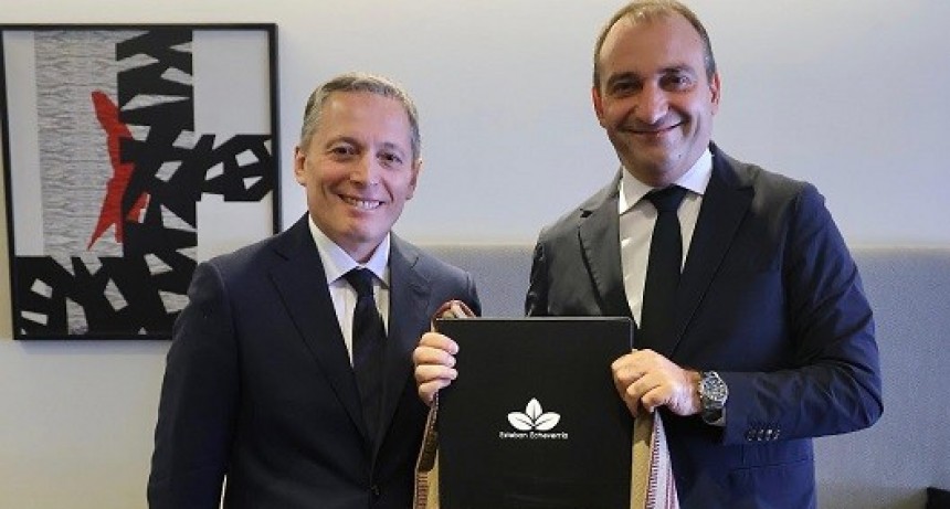 E. Echeverría: Gray se reunió con el alcalde de Turín